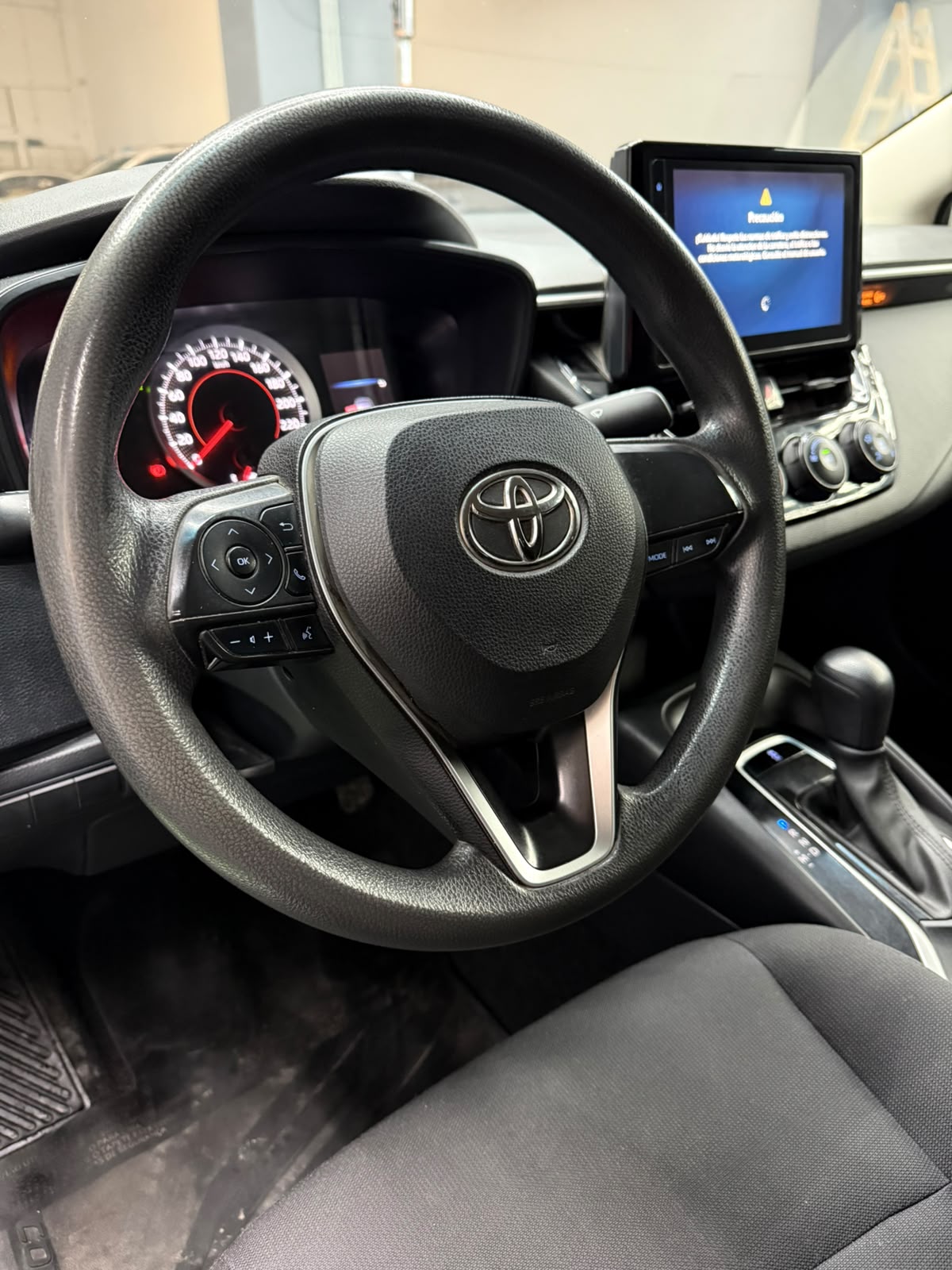 TOYOTA - COROLLA    XLI  - AUTOMÁTICA - 2023